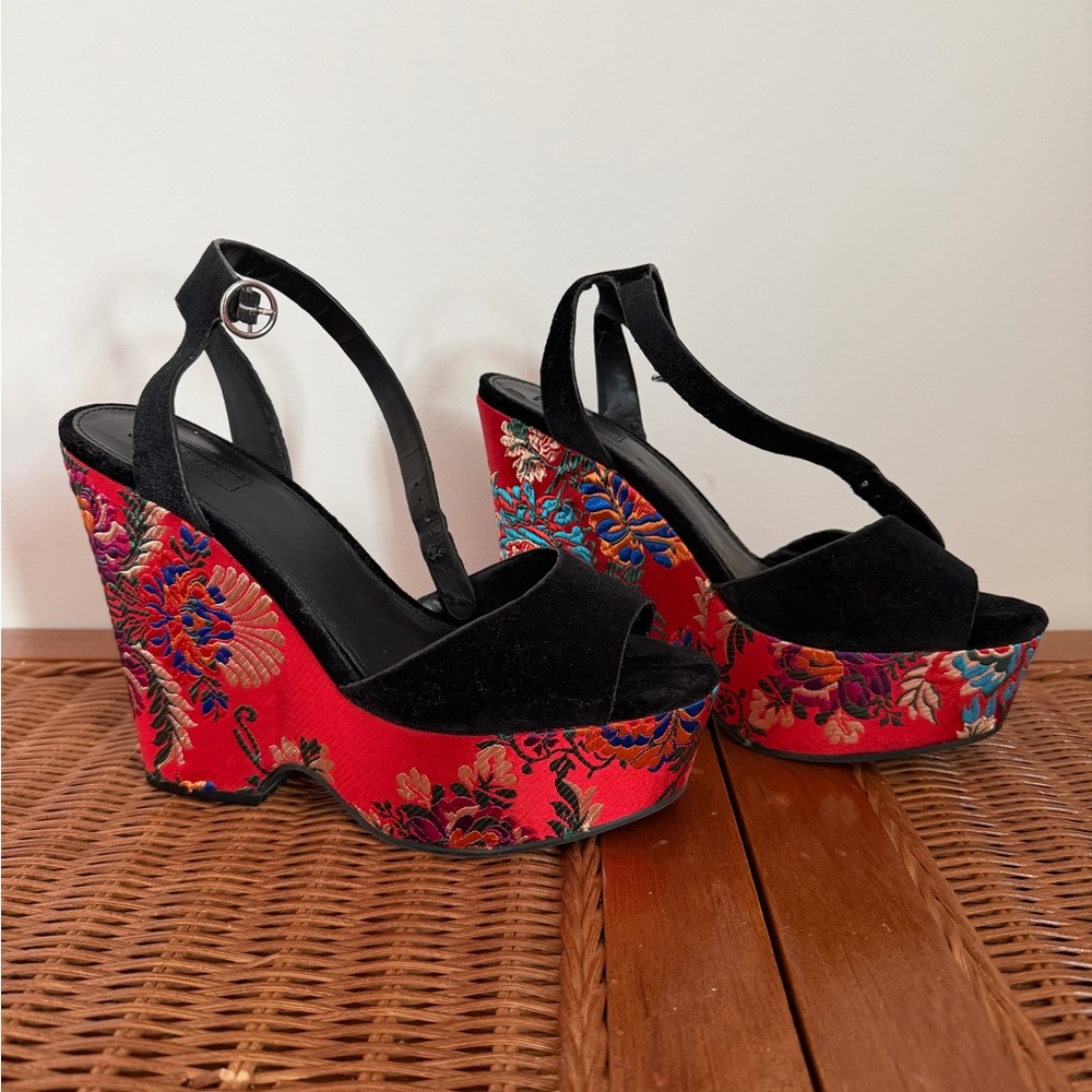 Forever 21 Black Suede Wedge Sandals with Red Floral Embroidered Platform